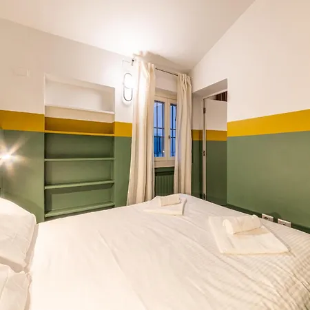 Apartament Brera - Garibaldi Charme Mediolan
